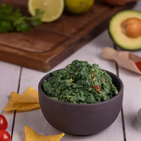 crème van ultraverse Franse umamiz-spirulina in guacamole