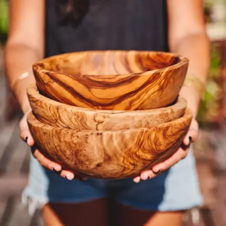 Ensaladera Rústica de Madera de Olivo ecológica fabricación artesanal Túnez